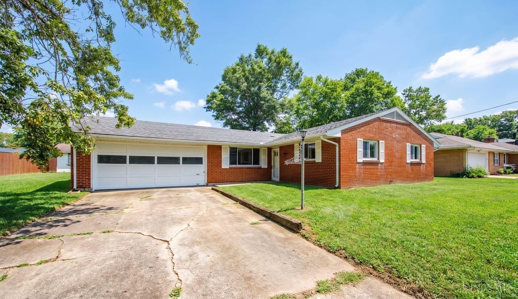 5480 Mississippi Drive, Fairfield, OH 45014