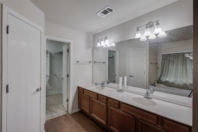 502 Reindeer Drive, Midlothian, TX 76065