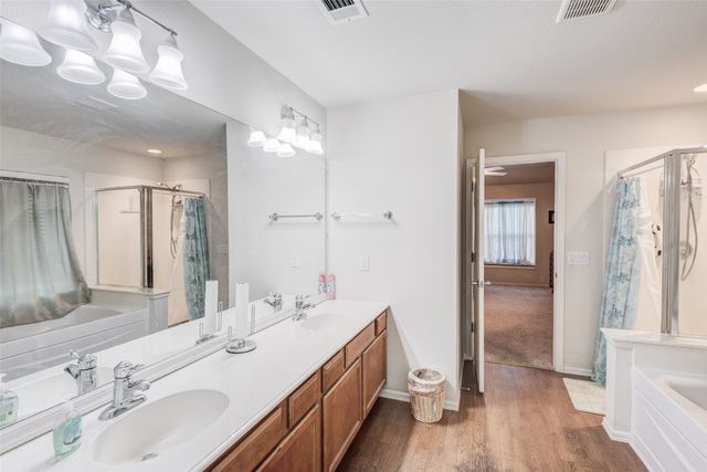 502 Reindeer Drive, Midlothian, TX 76065