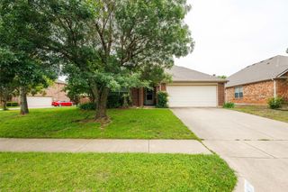 502 Reindeer Drive, Midlothian, TX 76065