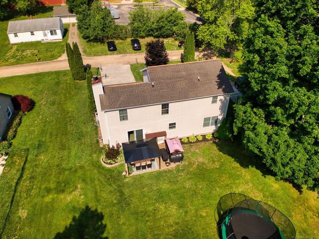 58748 Ruth Jean Street, Washington, MI 48094