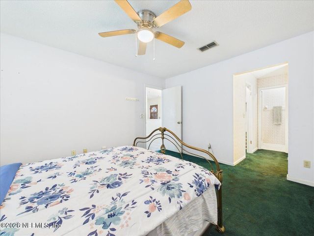 1974 W SWALLOW Run, Orange Park, FL 32073