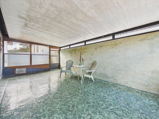 1974 W SWALLOW Run, Orange Park, FL 32073