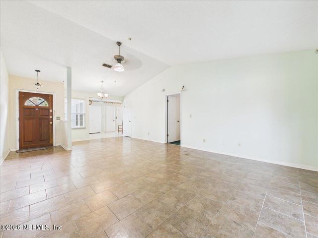 1974 W SWALLOW Run, Orange Park, FL 32073
