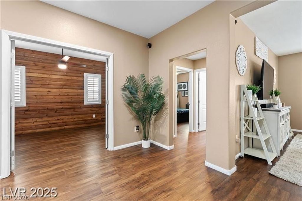 Image 41 of property listing at 6425 Scotts Crossing Street, Las Vegas, NV 89166