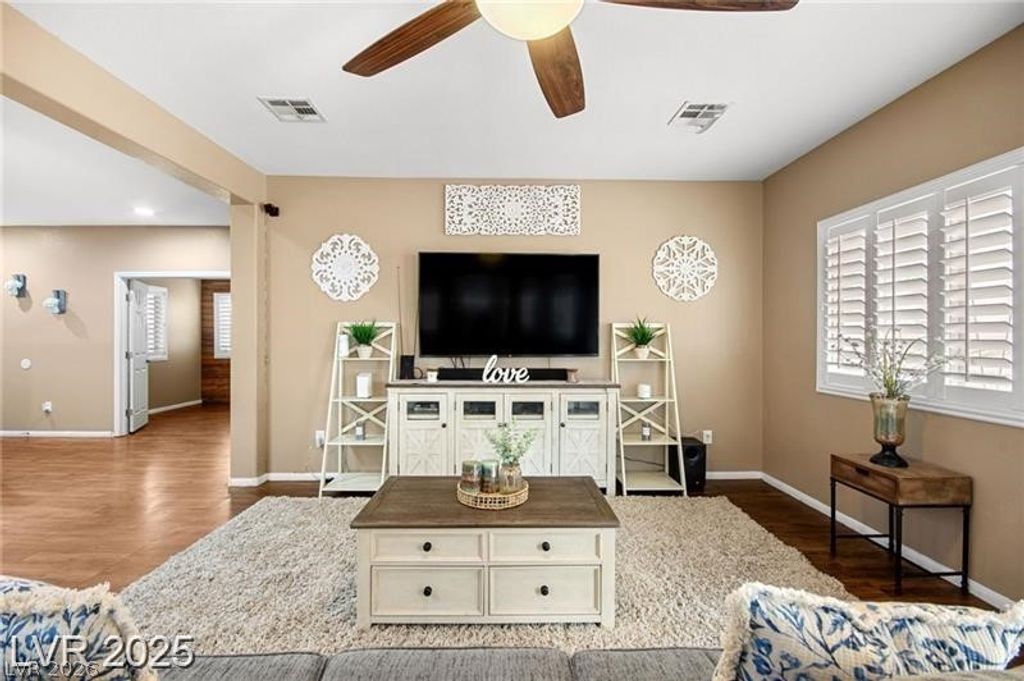 Image 54 of property listing at 6425 Scotts Crossing Street, Las Vegas, NV 89166