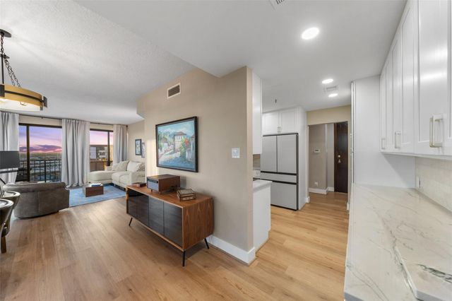 3350 Mccue Road 1401, Houston, TX 77056