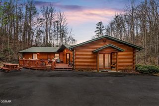1150 Ogle Hills Road, Gatlinburg, TN 37738