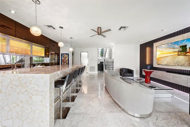 6944 Sunrise Ter, Coral Gables, FL 33133