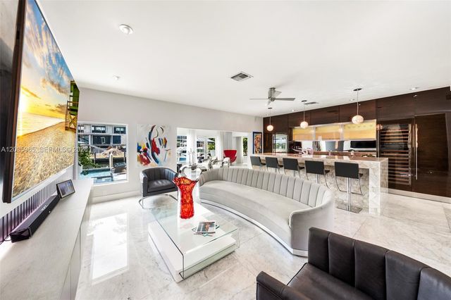 6944 Sunrise Ter, Coral Gables, FL 33133
