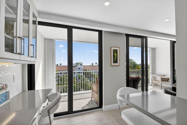 2860 S Ocean Boulevard 514, Palm Beach, FL 33480