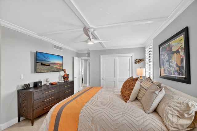 2860 S Ocean Boulevard 514, Palm Beach, FL 33480