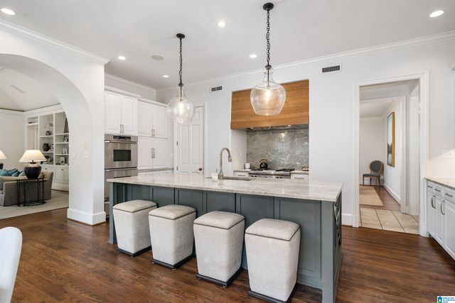 3020 WOODLEIGH ROAD, Mountain Brook, AL 35223