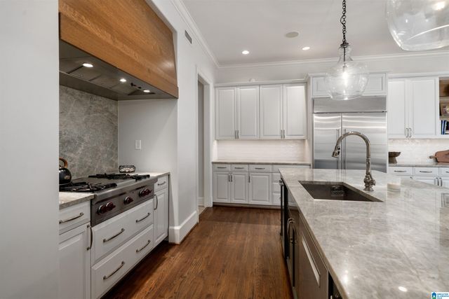 3020 WOODLEIGH ROAD, Mountain Brook, AL 35223