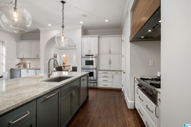 3020 WOODLEIGH ROAD, Mountain Brook, AL 35223