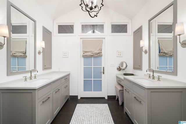 3020 WOODLEIGH ROAD, Mountain Brook, AL 35223