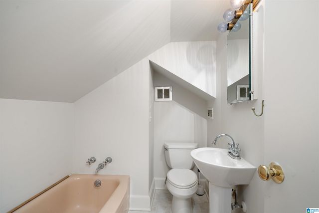 3020 WOODLEIGH ROAD, Mountain Brook, AL 35223