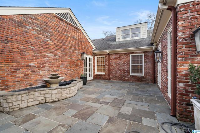 3020 WOODLEIGH ROAD, Mountain Brook, AL 35223