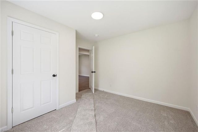 910 Dixie Street, Lexington, NC 27292