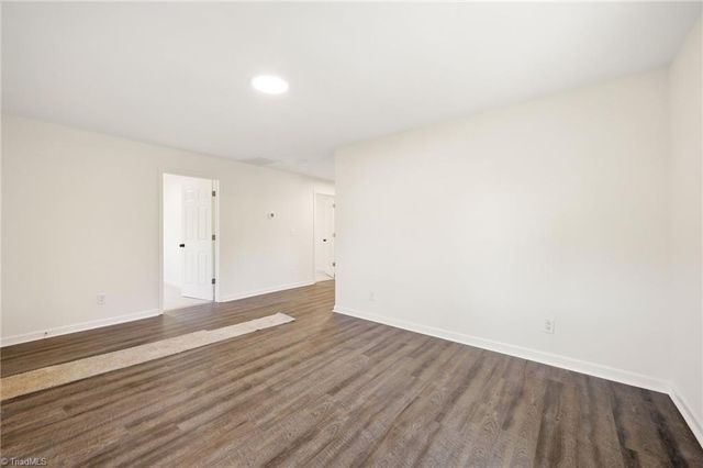 910 Dixie Street, Lexington, NC 27292