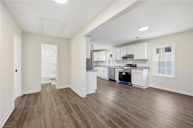 910 Dixie Street, Lexington, NC 27292