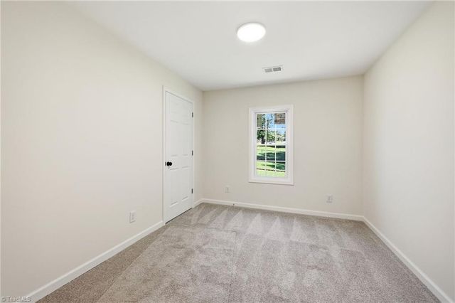 910 Dixie Street, Lexington, NC 27292