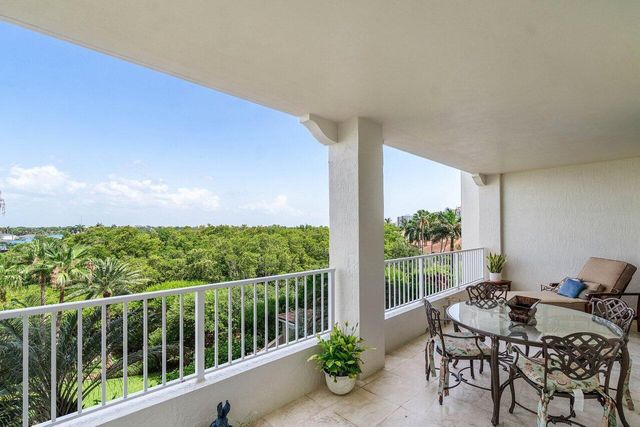 3720 S Ocean Boulevard 406, Highland Beach, FL 33487
