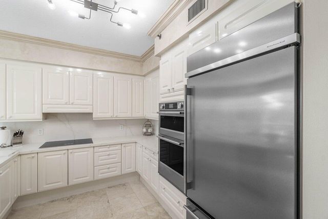 3720 S Ocean Boulevard 406, Highland Beach, FL 33487