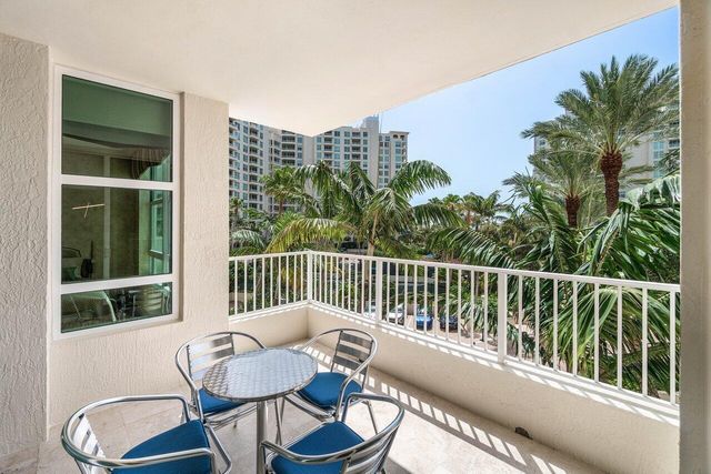 3720 S Ocean Boulevard 406, Highland Beach, FL 33487