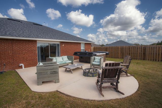 2233 Lewis Street, Crestview, FL 32536