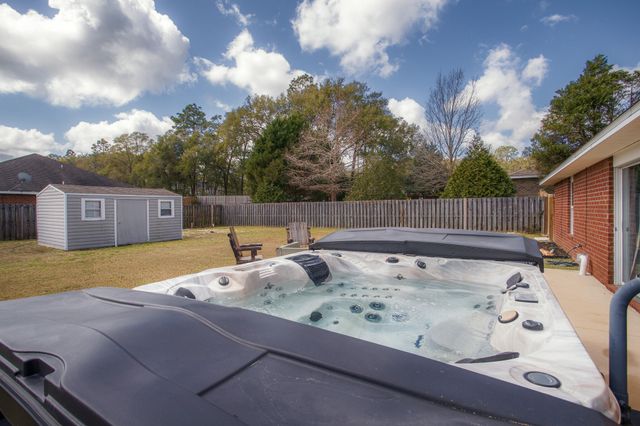 2233 Lewis Street, Crestview, FL 32536