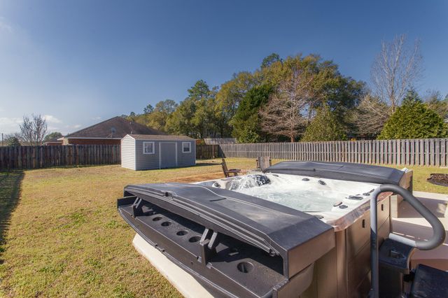 2233 Lewis Street, Crestview, FL 32536