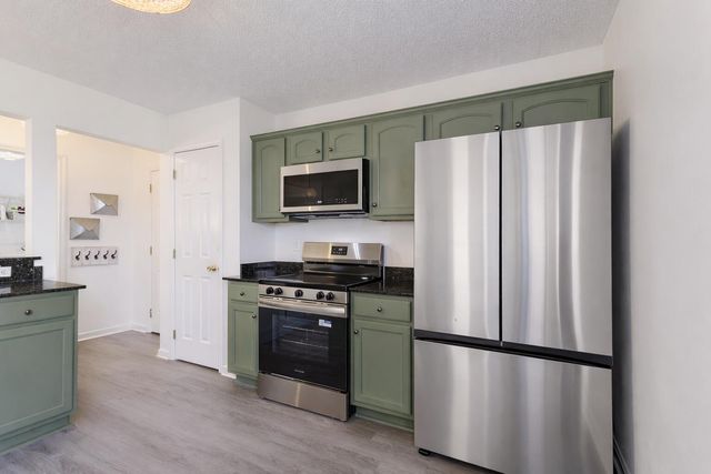 2233 Lewis Street, Crestview, FL 32536