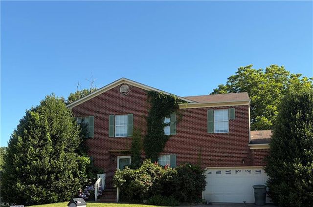 105 Larson CT, Newport News, VA 23602