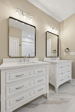 232 Sugartree Lane, Versailles, KY 40383