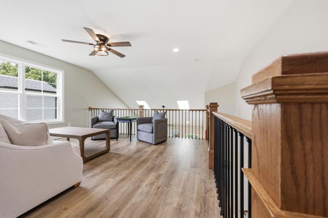 232 Sugartree Lane, Versailles, KY 40383