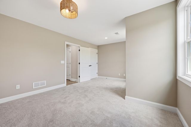 232 Sugartree Lane, Versailles, KY 40383