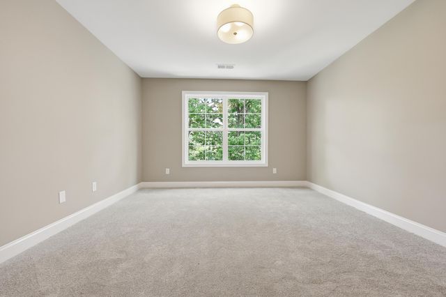 232 Sugartree Lane, Versailles, KY 40383