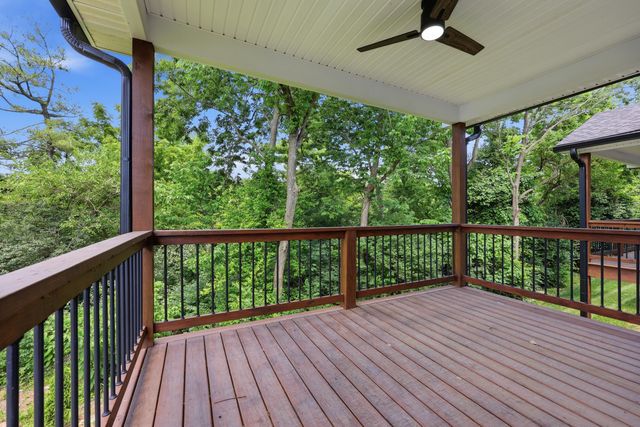 232 Sugartree Lane, Versailles, KY 40383