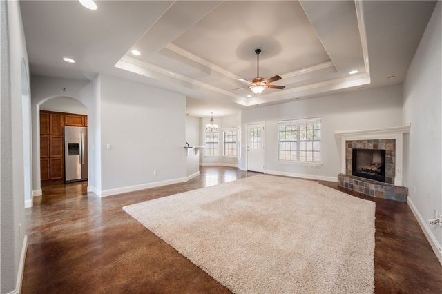 3266 W Ika Lane, Fayetteville, AR 72704