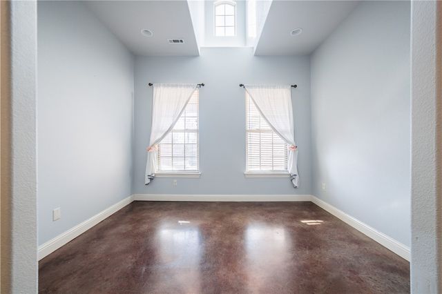 3266 W Ika Lane, Fayetteville, AR 72704