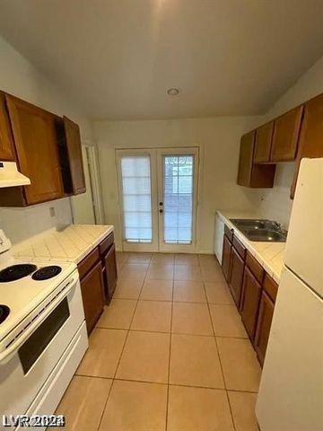 1617 Joshua Tree Court, Las Vegas, NV 89108