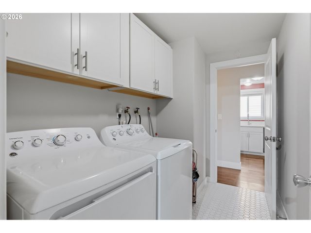 1273 QUINN Rd, Woodburn, OR 97071