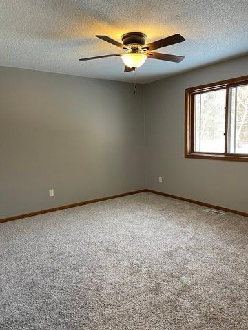 10750 62nd Street N, Stillwater, MN 55082