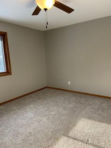 10750 62nd Street N, Stillwater, MN 55082