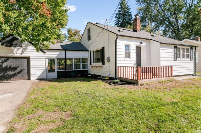 118 Myrtle Street, South Bend, IN 46637