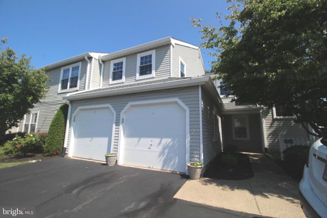 681A ROSE HOLLOW DR, Yardley, PA 19067