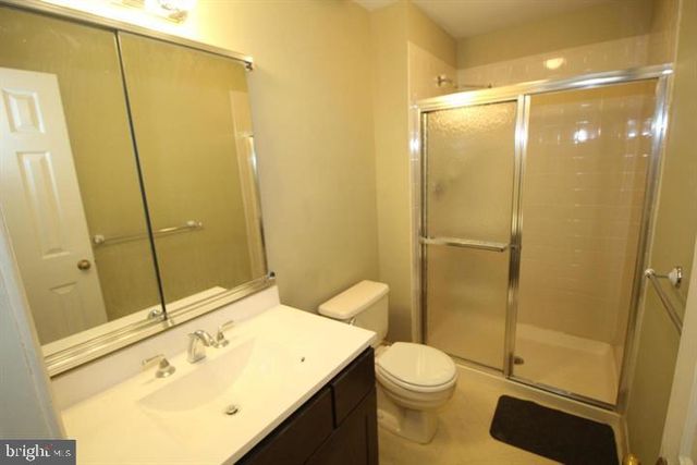 681A ROSE HOLLOW DR, Yardley, PA 19067