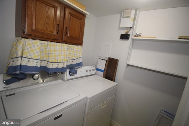 681A ROSE HOLLOW DR, Yardley, PA 19067