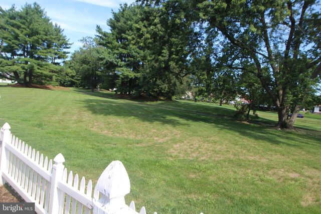 681A ROSE HOLLOW DR, Yardley, PA 19067